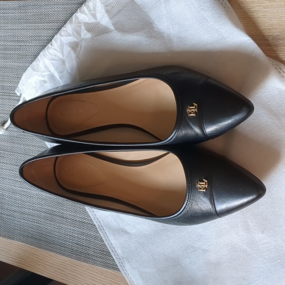 Ralph Lauren flats, 9.5